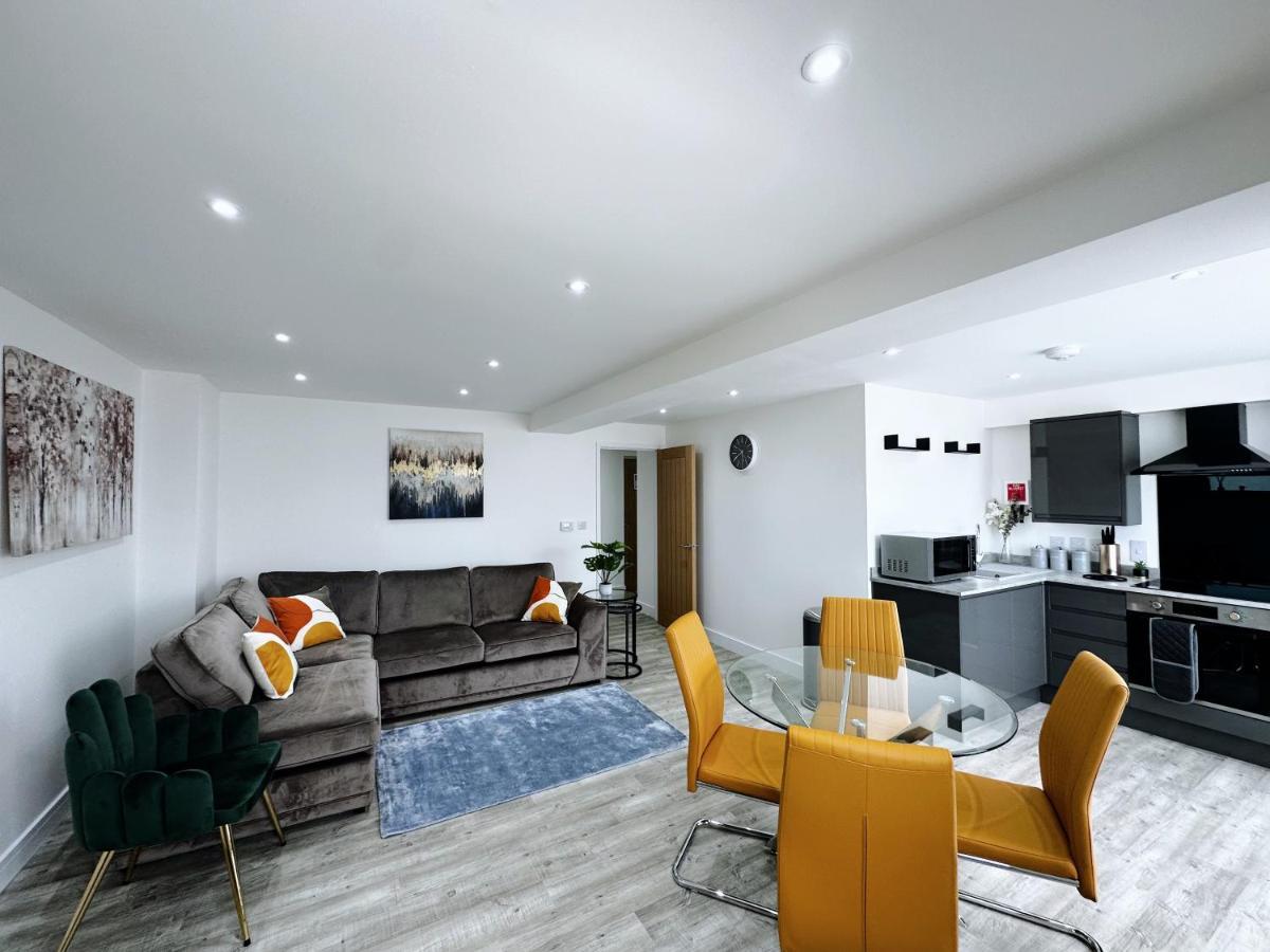 The Atlantis - Tower Apartments Great Yarmouth Bagian luar foto