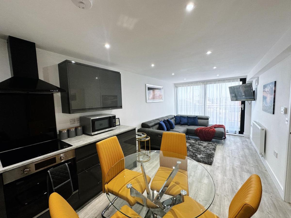 The Atlantis - Tower Apartments Great Yarmouth Bagian luar foto