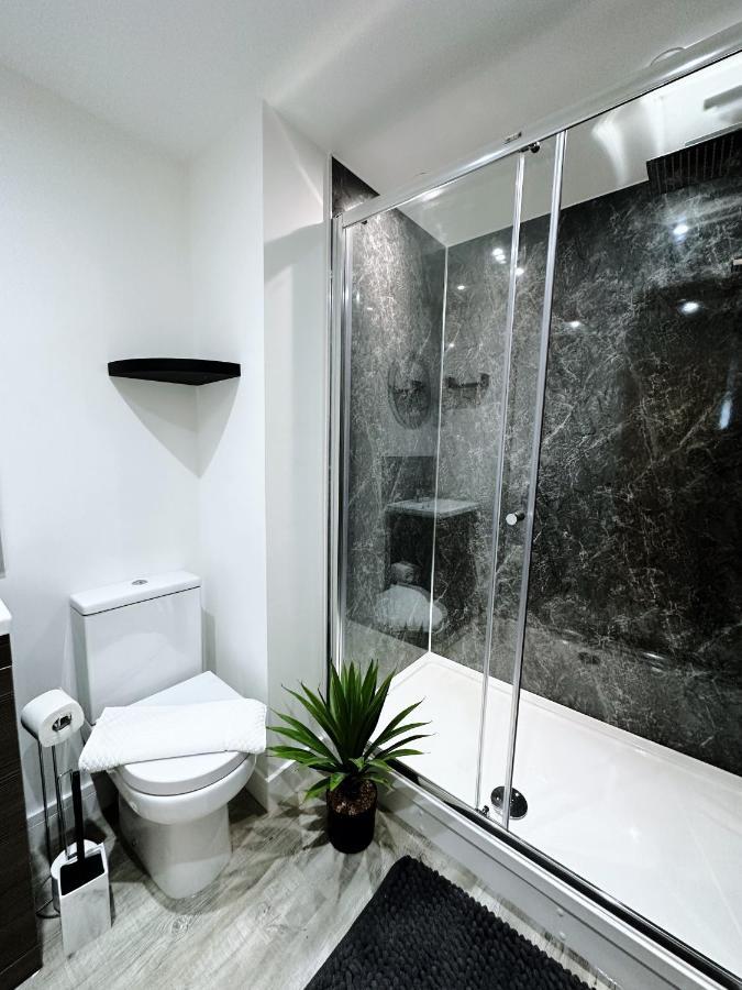 The Atlantis - Tower Apartments Great Yarmouth Bagian luar foto