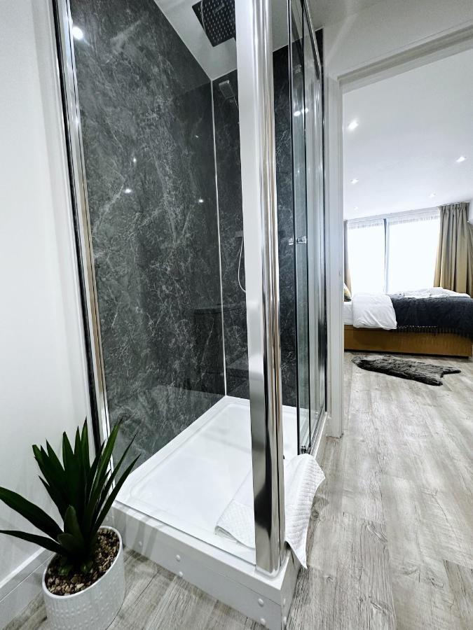 The Atlantis - Tower Apartments Great Yarmouth Bagian luar foto