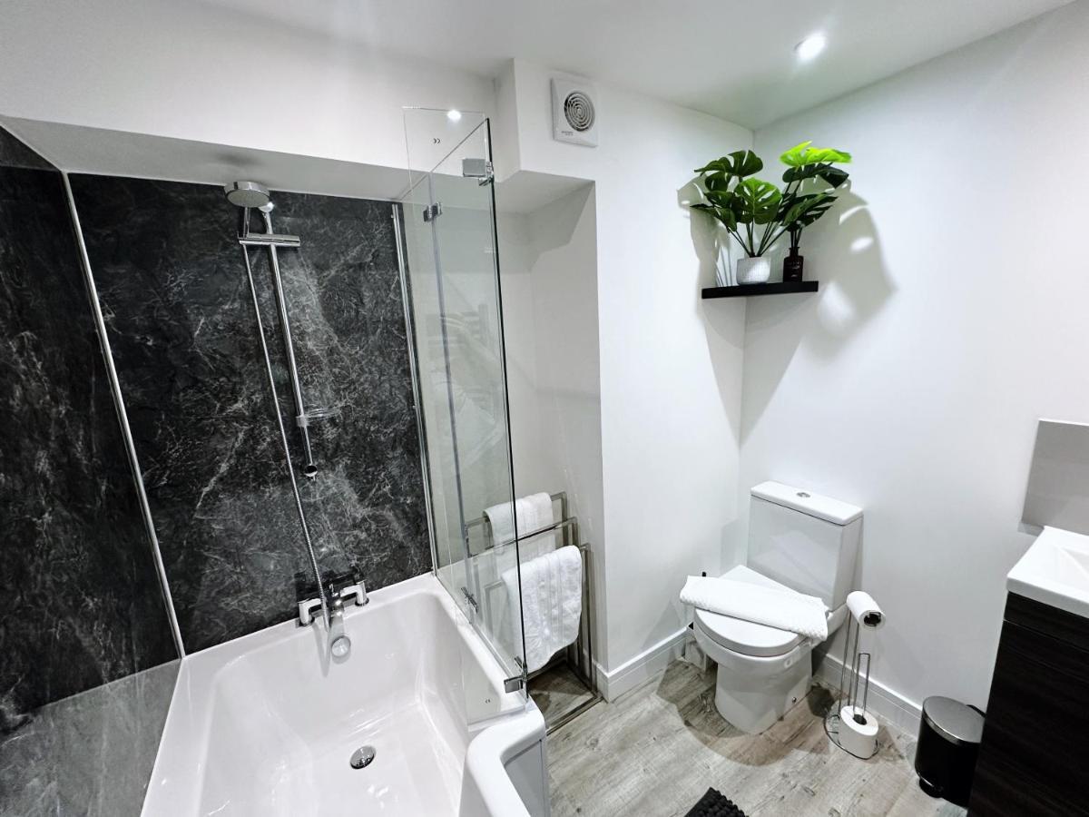 The Atlantis - Tower Apartments Great Yarmouth Bagian luar foto
