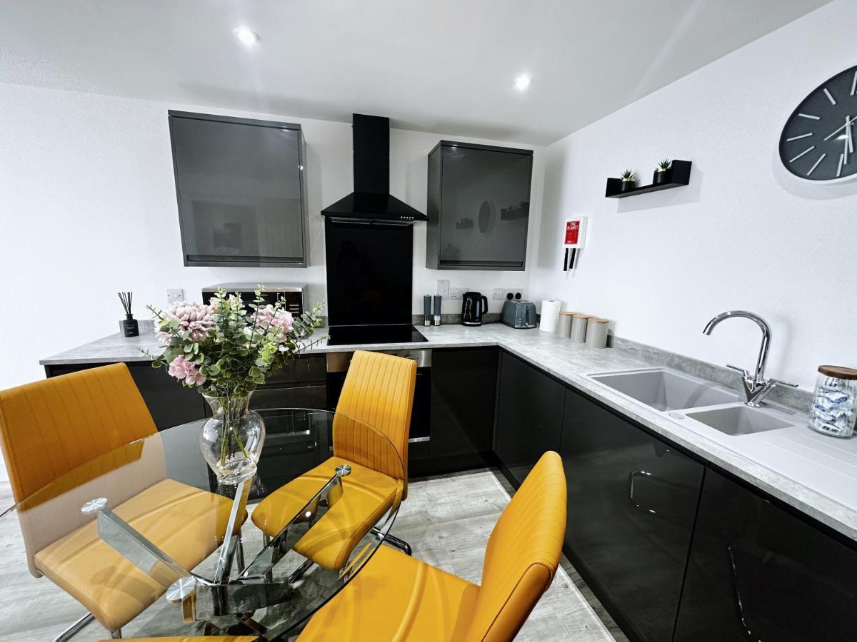 The Atlantis - Tower Apartments Great Yarmouth Bagian luar foto