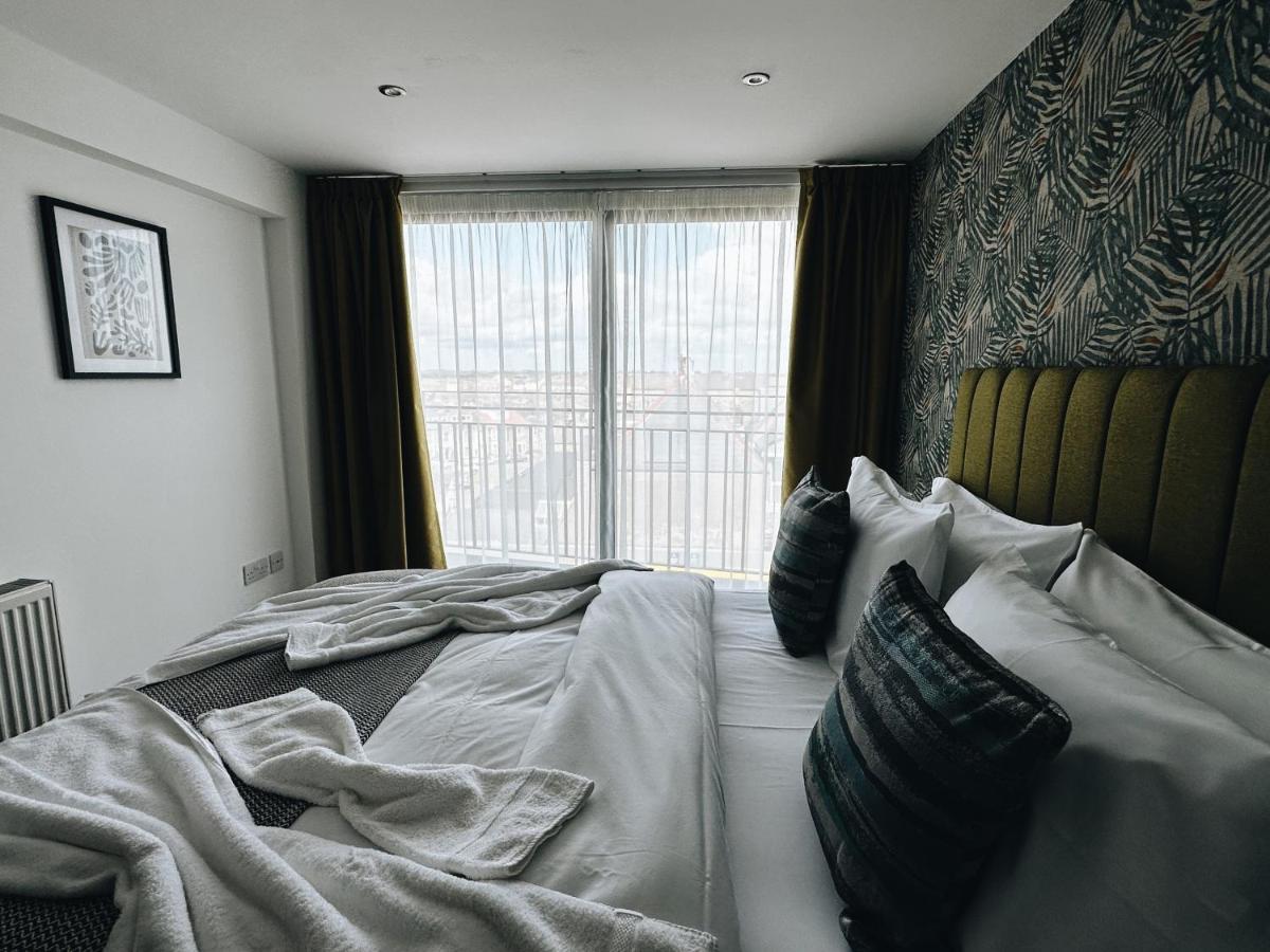The Atlantis - Tower Apartments Great Yarmouth Bagian luar foto
