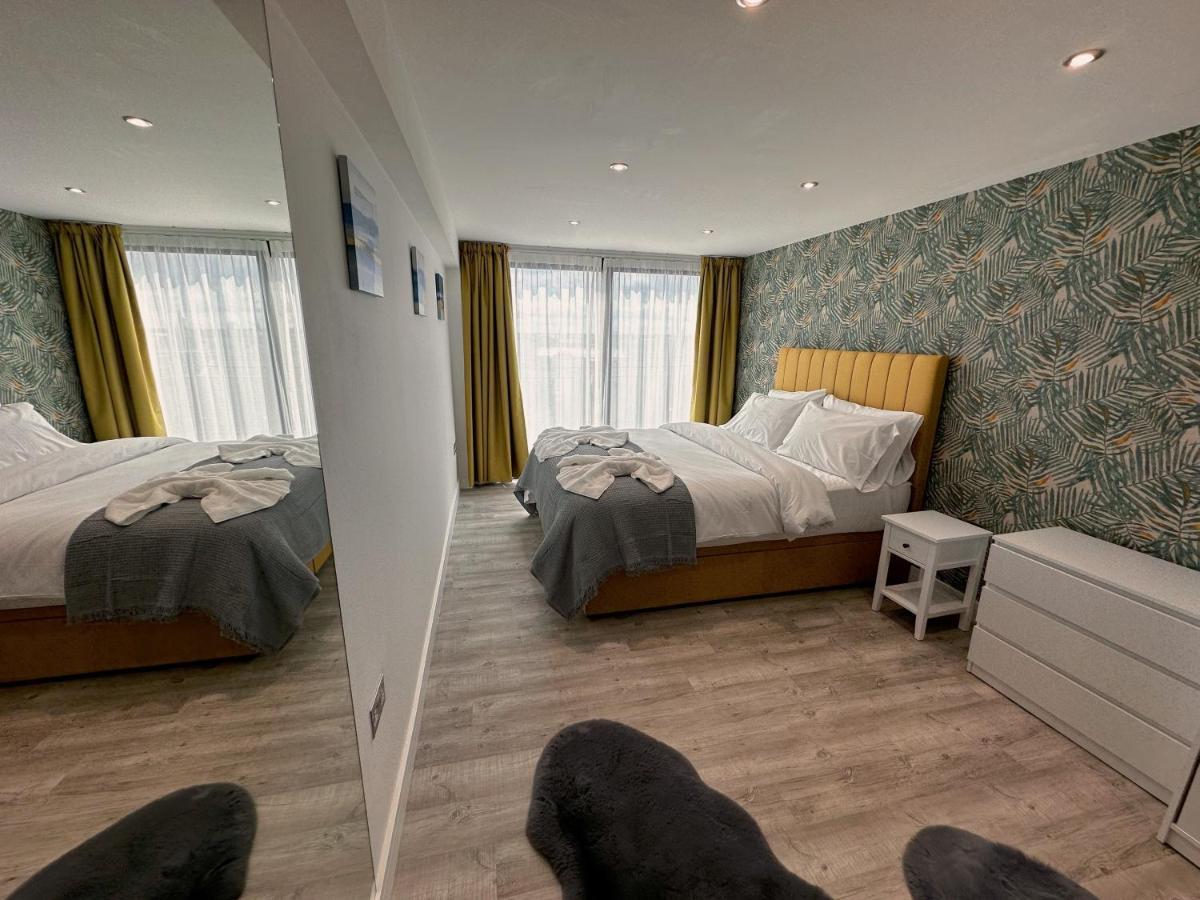 The Atlantis - Tower Apartments Great Yarmouth Bagian luar foto